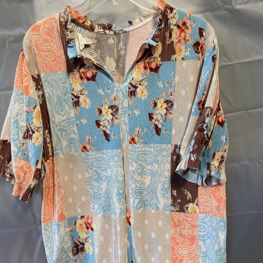 Cato EST 1946 Pullover 14\16W Shirt Shiny Textured Striped Floral Patchwork